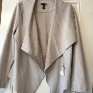 NWOT attached. Cream colored AQUA light jacket szL